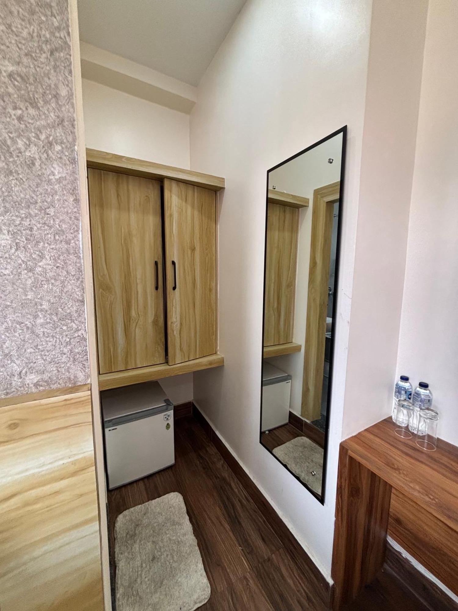 Hotel Dolphin Club Chinhat Zewnętrze zdjęcie